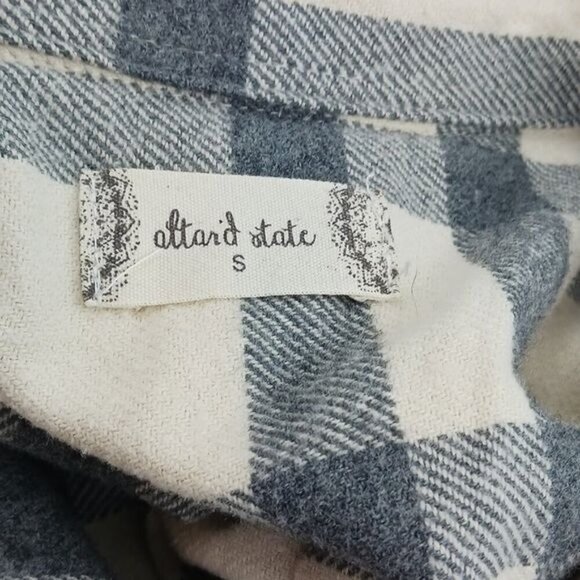 Altar'd State Plaid Flannel Shirt Button Down Gray Cream Womens Size Small - Picture 5 of 6